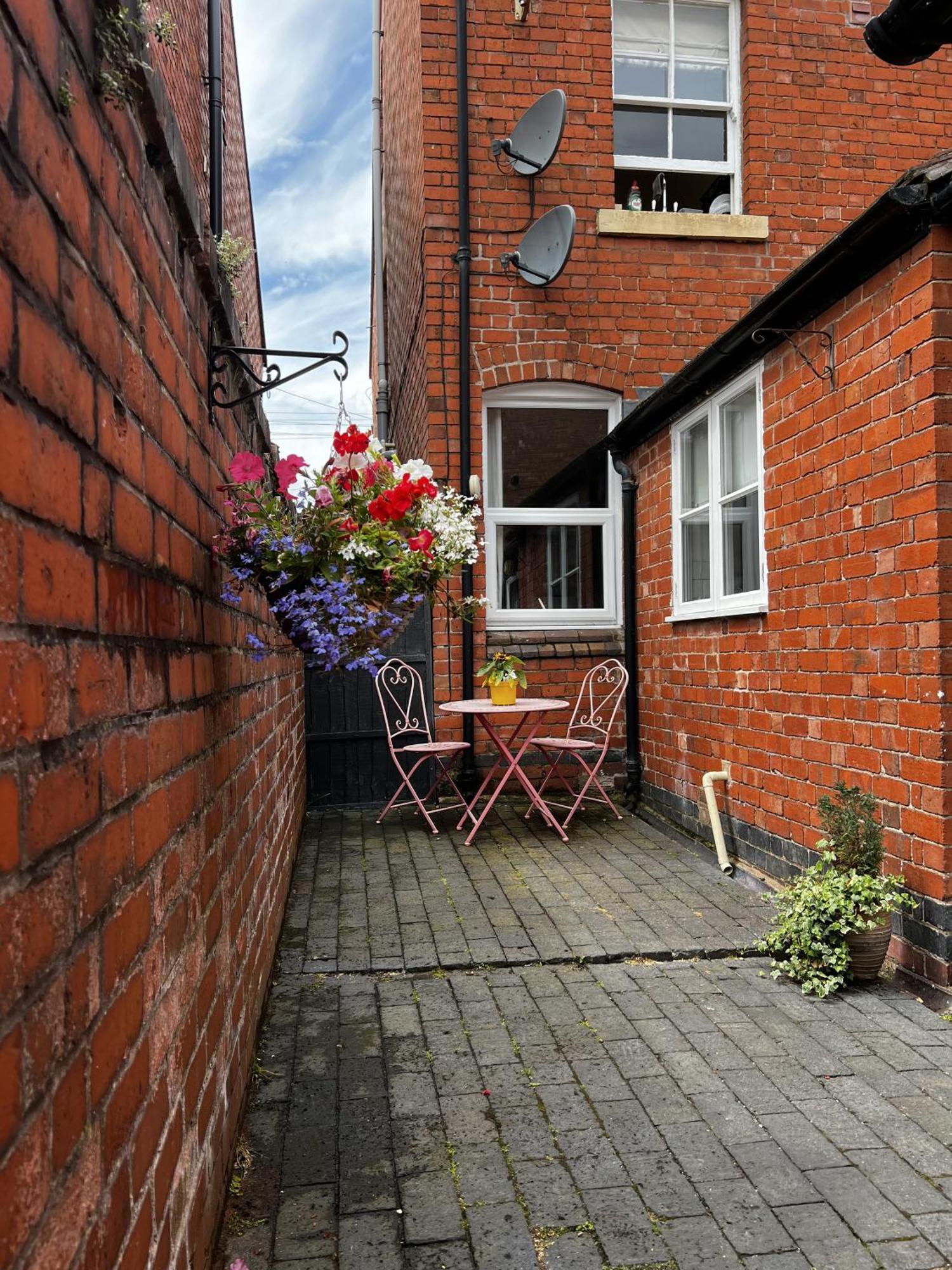 Cartref - Fully Equipped And Stunning Town Flat Apartment Shrewsbury Exterior photo